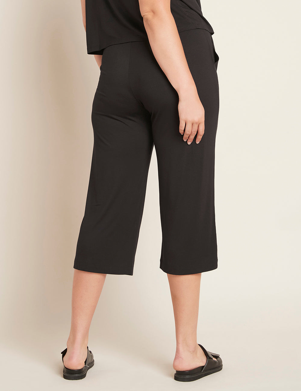 Downtime-Crop-Pant-Black-Back.jpg