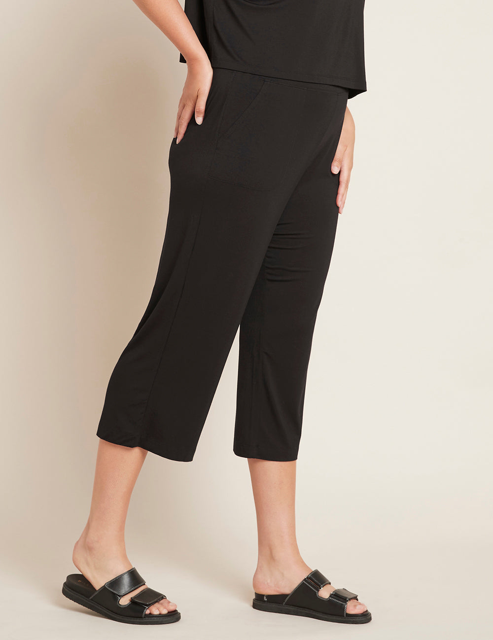Downtime-Crop-Pant-Black-Side.jpg