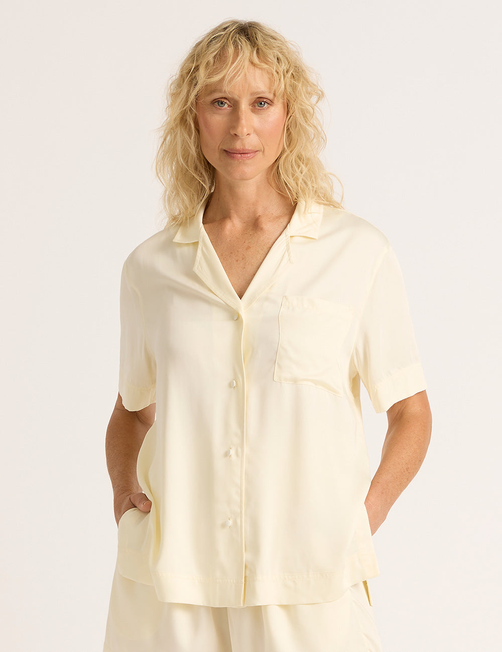 Vegan Silk Short Sleeve Shirt - Pearl