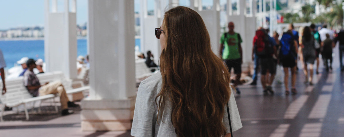 10 tips to packing light and smart when travelling