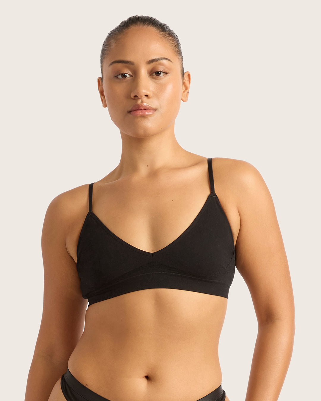 LYOLYTE Triangle Bralette - Black