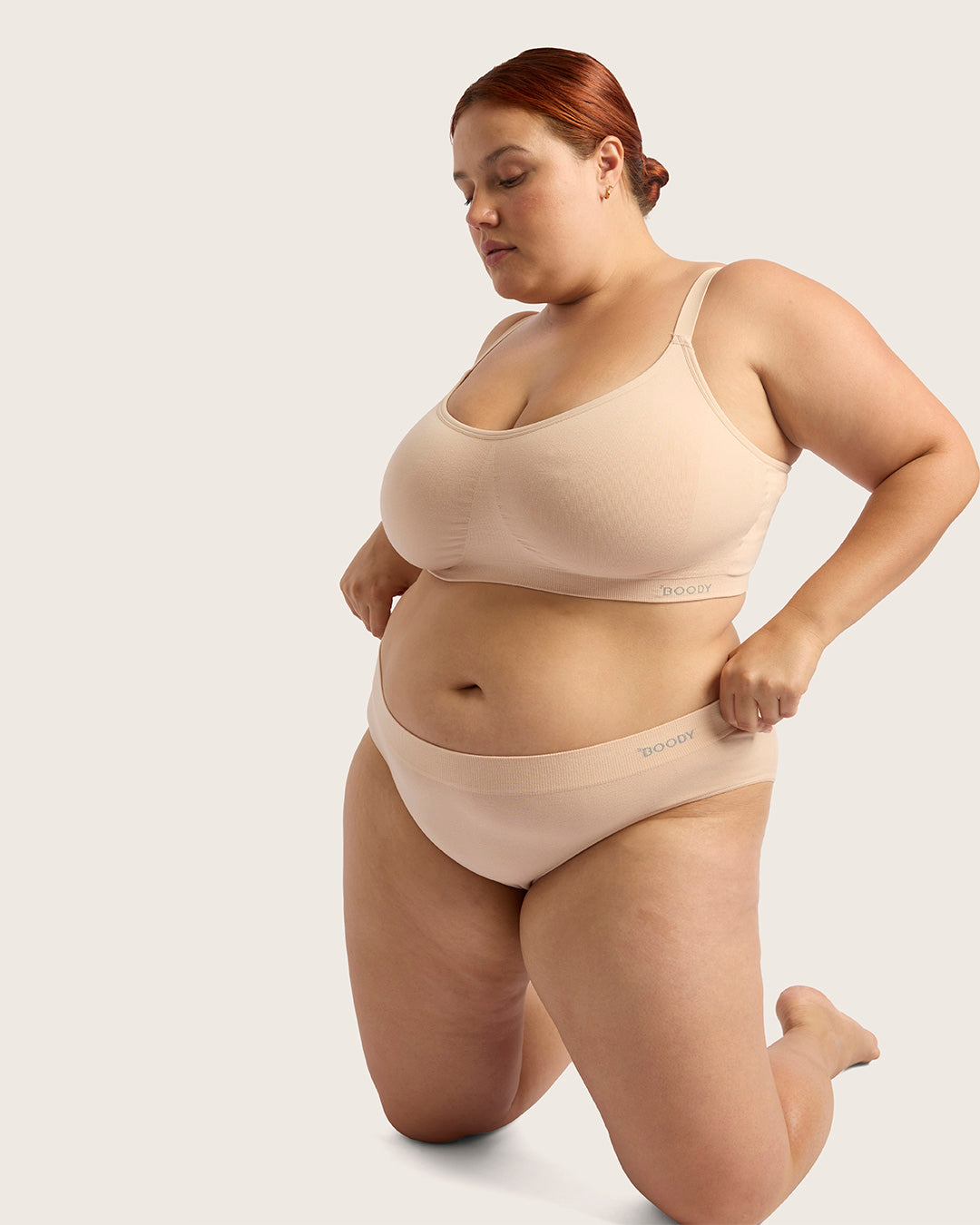 Full Bust Wireless Bra - Shell