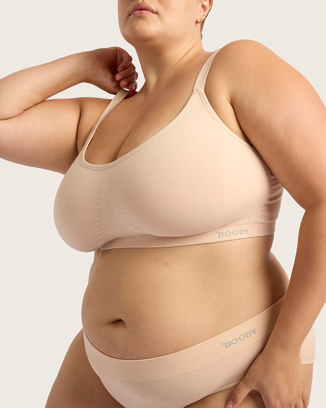 Full Bust Wireless Bra - Shell