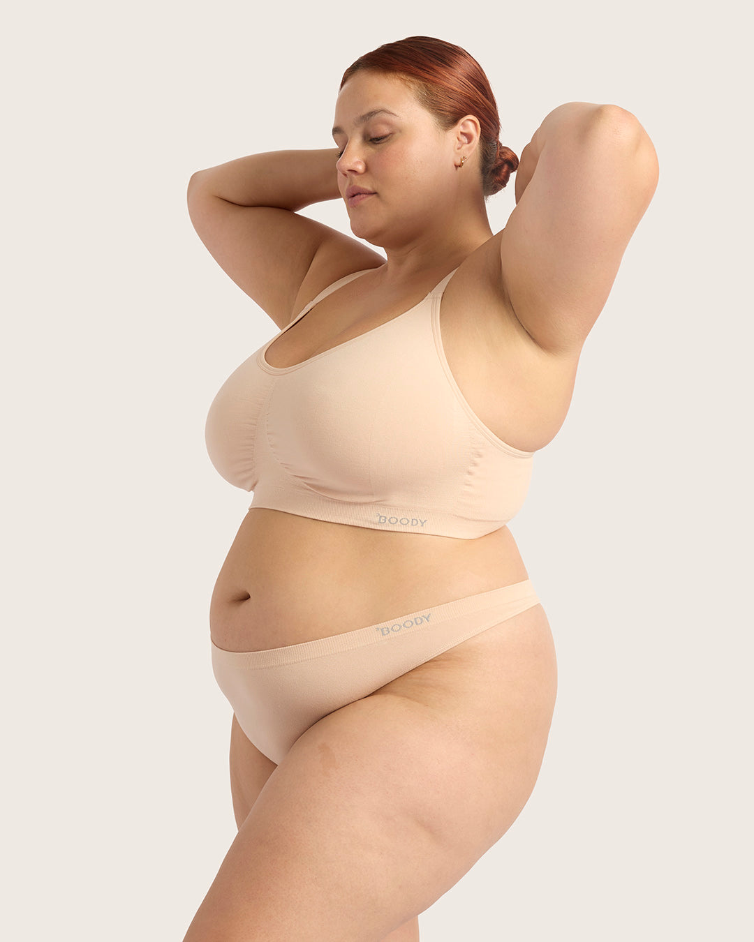Full Bust Wireless Racerback Bra - Shell