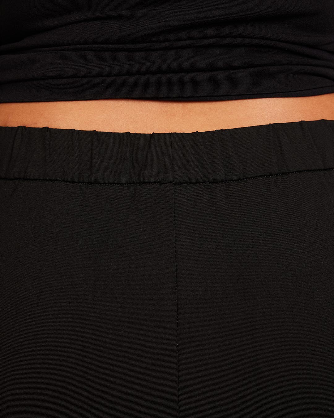 Relaxed Leg Pants - Regular - Black