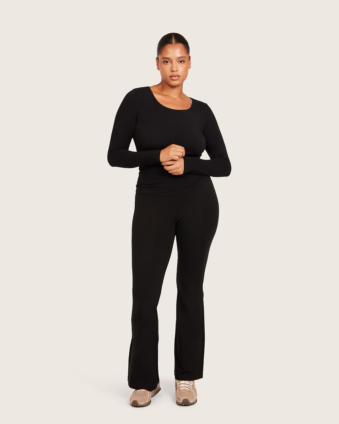 High Waist Flare Pants - Regular  - Black