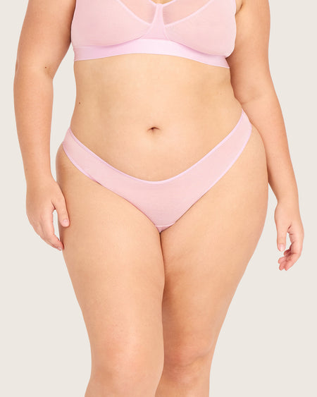 Model's Photo - 