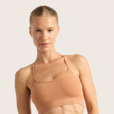 Model's Headshot - Alisa Pensola