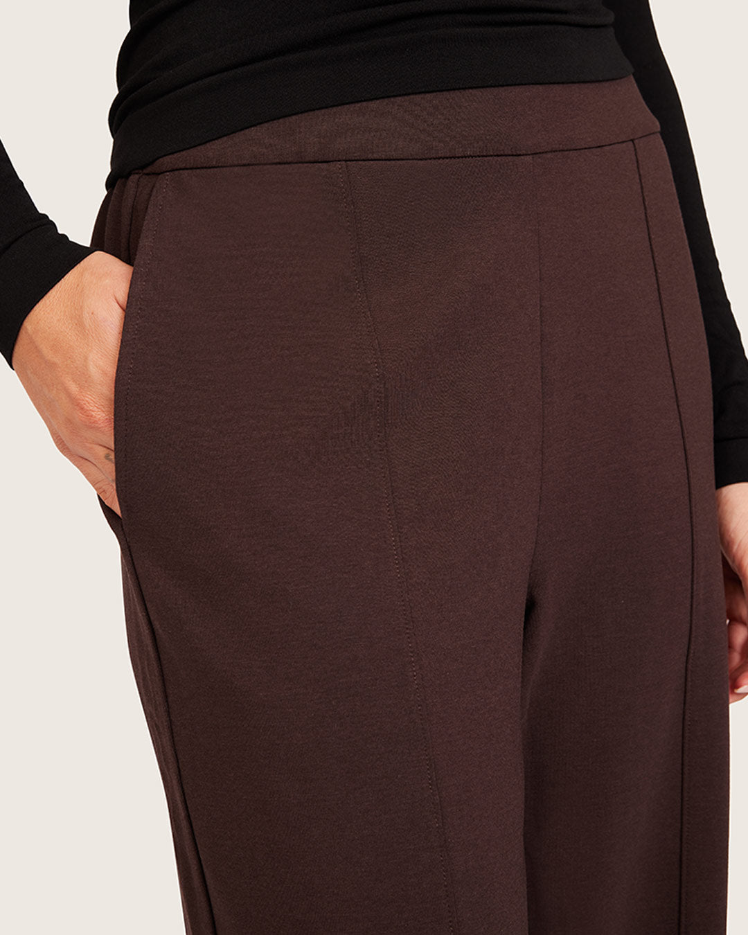 Relaxed Leg Pants - Regular - Carob