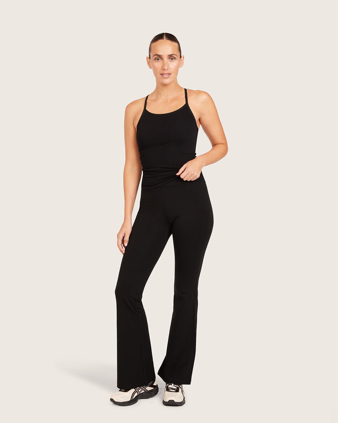 High Waist Flare Pants - Regular  - Black